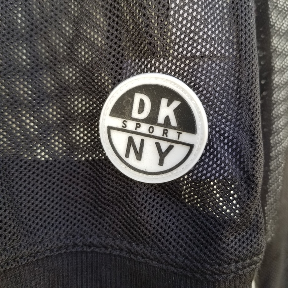 NWT DKNY Sport Eskimos Kaitland crewneck sweater - Picture 4 of 8